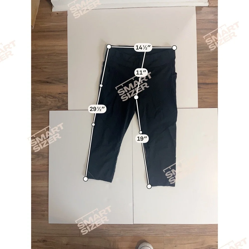 Lululemon Black Cropped Mesh Leggings Side Pockets 10 - Picture 7 of 8